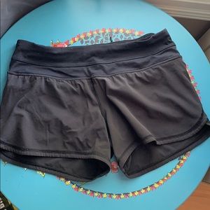 Lulu lemon short shorts